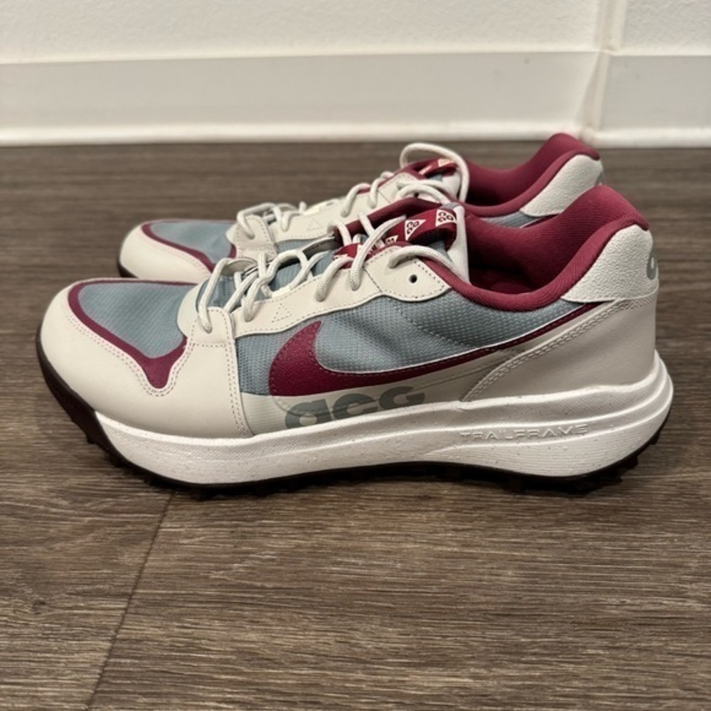 Nike ACG Lowcate sz 12